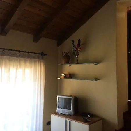 Villino Camparbino Vista D Orta Вилла