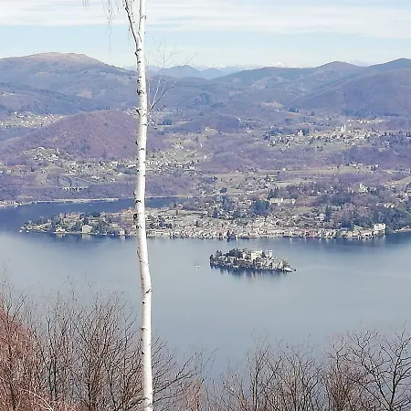 Villino Camparbino Vista D Orta ヴィラ *