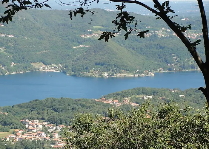 Villino Camparbino Vista D Orta *